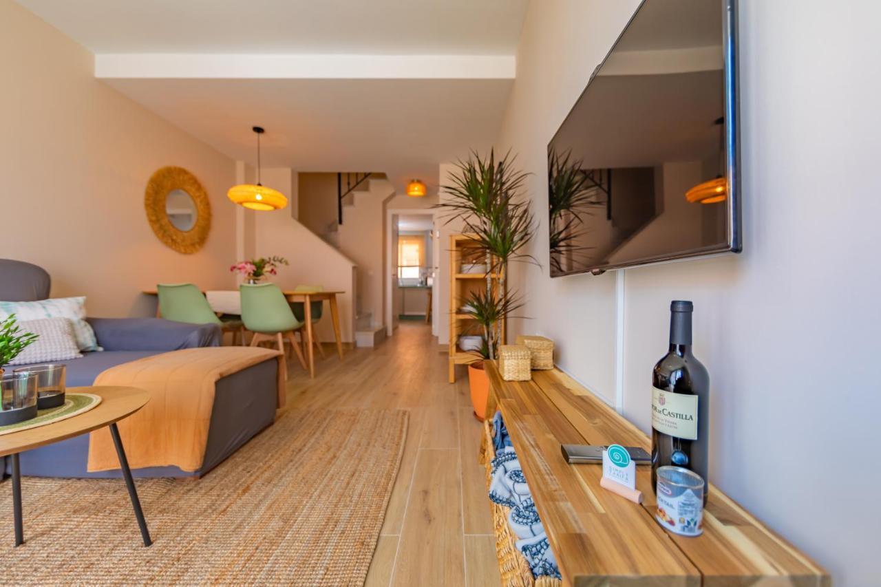 Beachfront, Pool, Terrace, Garage & Fibre Internet 타리파 외부 사진