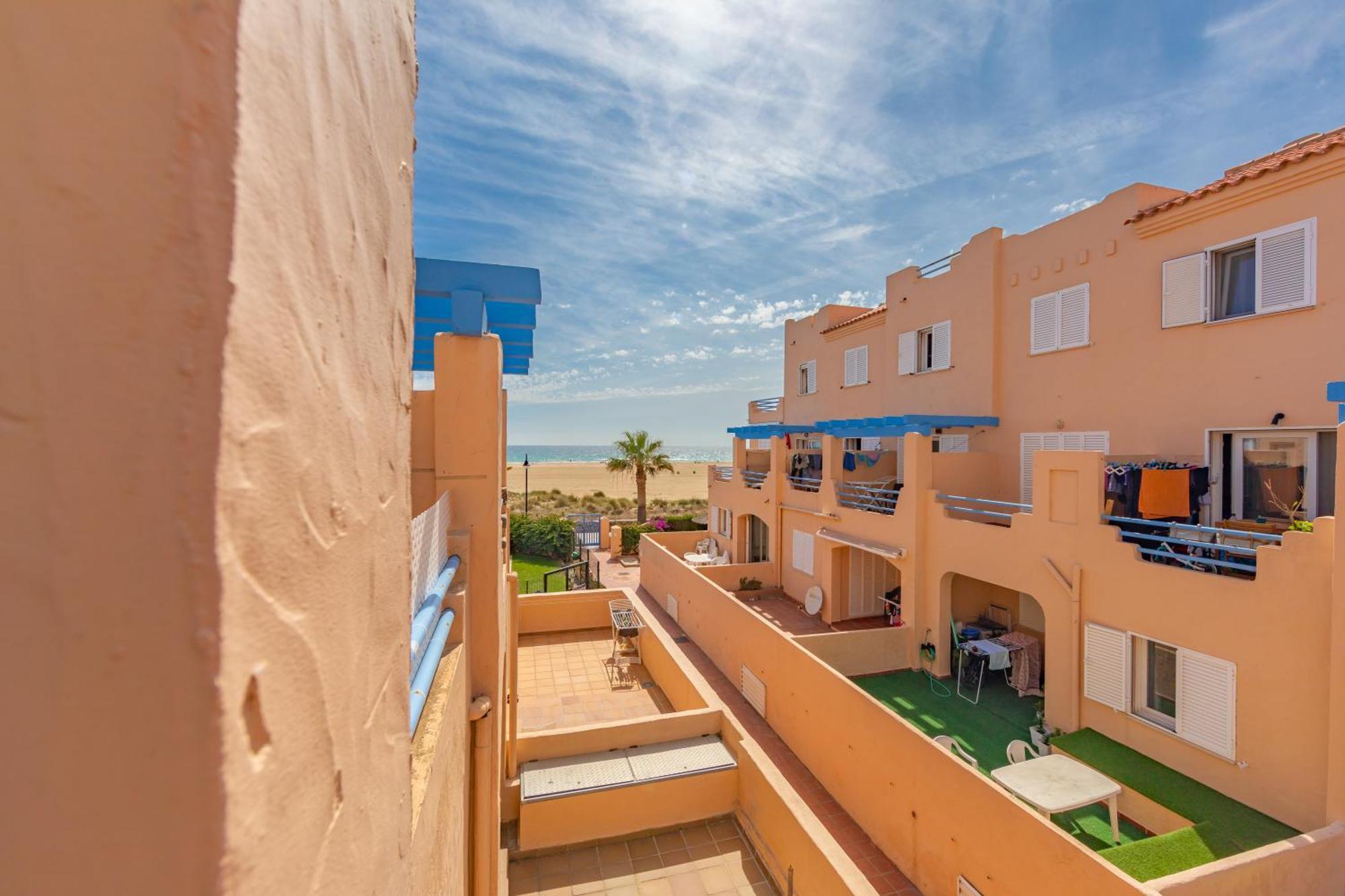 Beachfront, Pool, Terrace, Garage & Fibre Internet 타리파 외부 사진